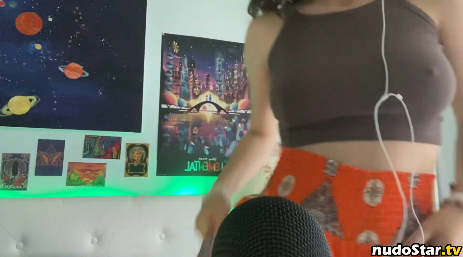 Earths Asmr Earthsplanetasmr Nude Onlyfans Photo Nudostar Tv