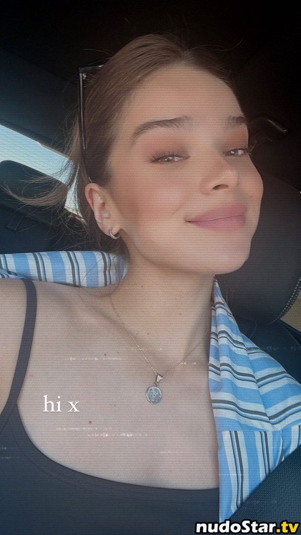 Hailee Steinfeld Haileesteinfeld Nude Onlyfans Photo Nudostar Tv