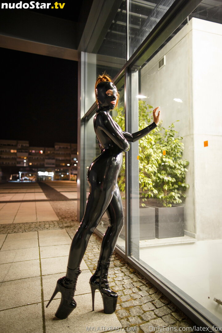 LatexFox Latex Fox Latex Fox Nude OnlyFans Photo 16 Nudostar TV