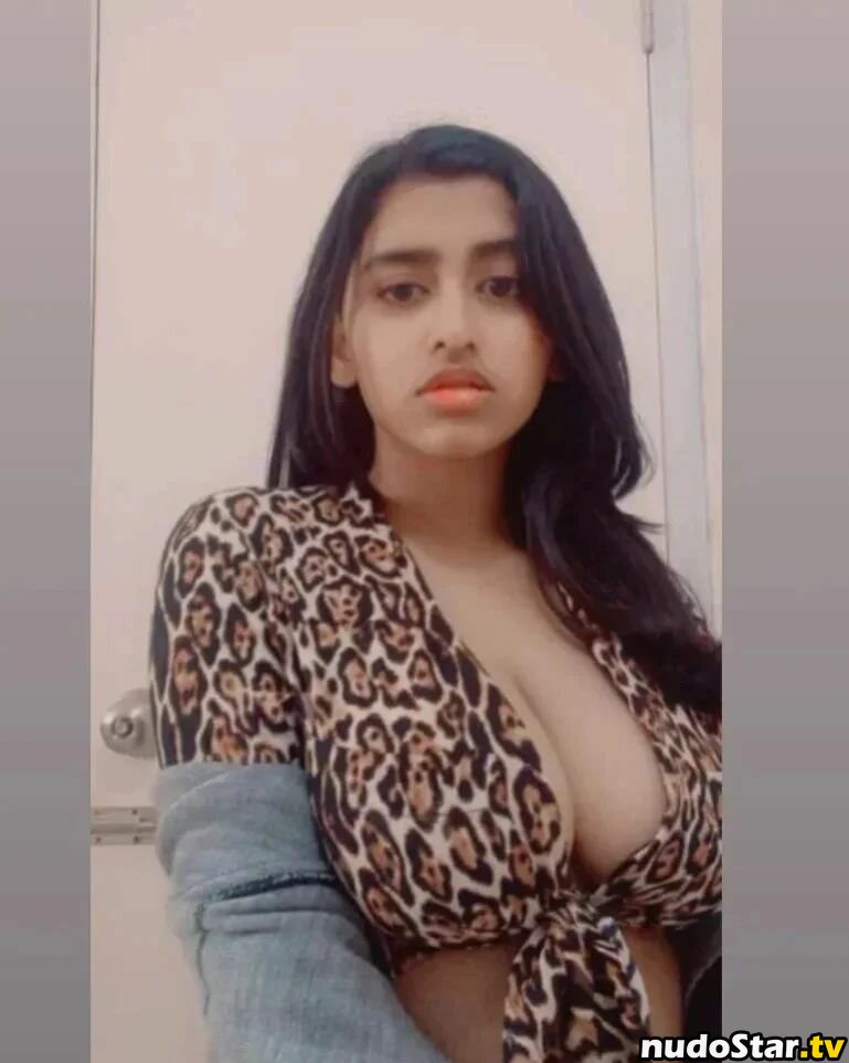 Sanjana Saba It Z Suzie It Z Suzieee Nude Onlyfans Photo