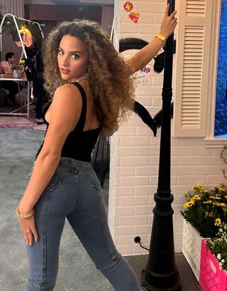 Sofie Dossi Sofiedossi Nude Onlyfans Nudostar Tv