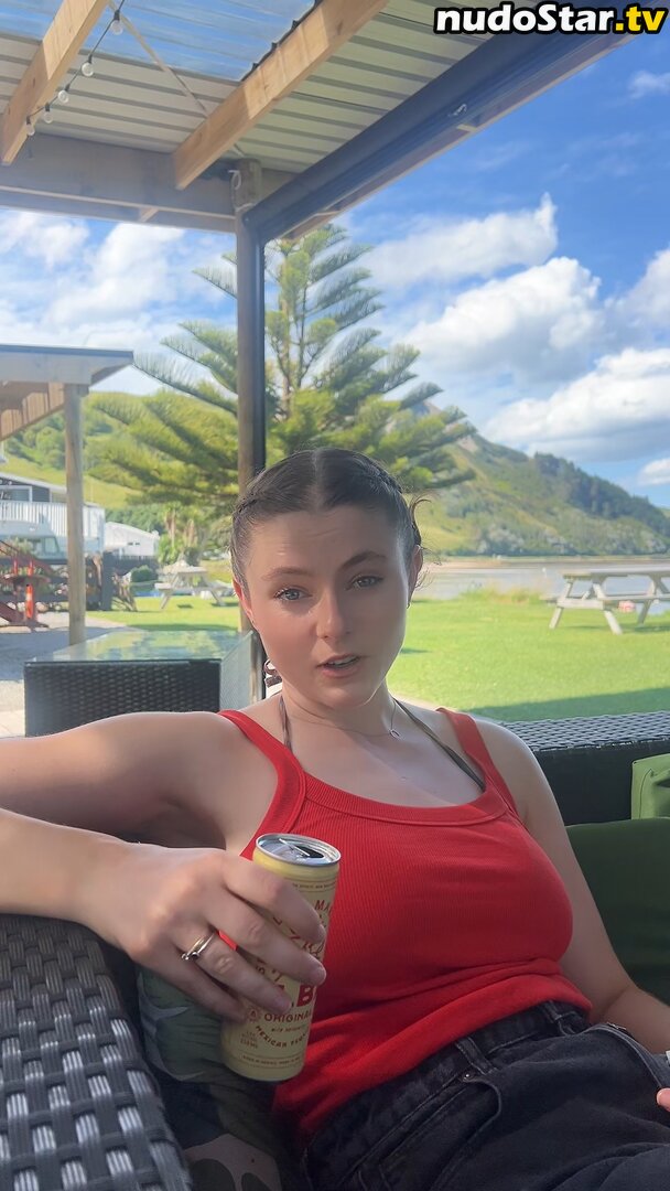 Thomasin Mckenzie Mackzjoness Thomasin Mckenzie Nude OnlyFans Photo