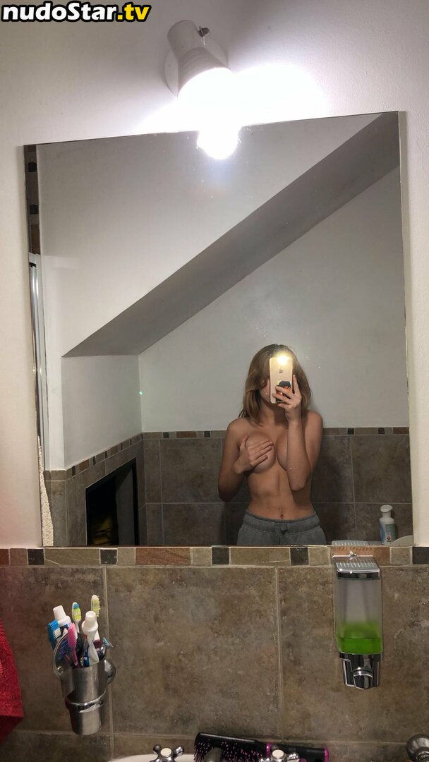 Abril Stuart / abril_stuart Nude OnlyFans Leaked Photo #4