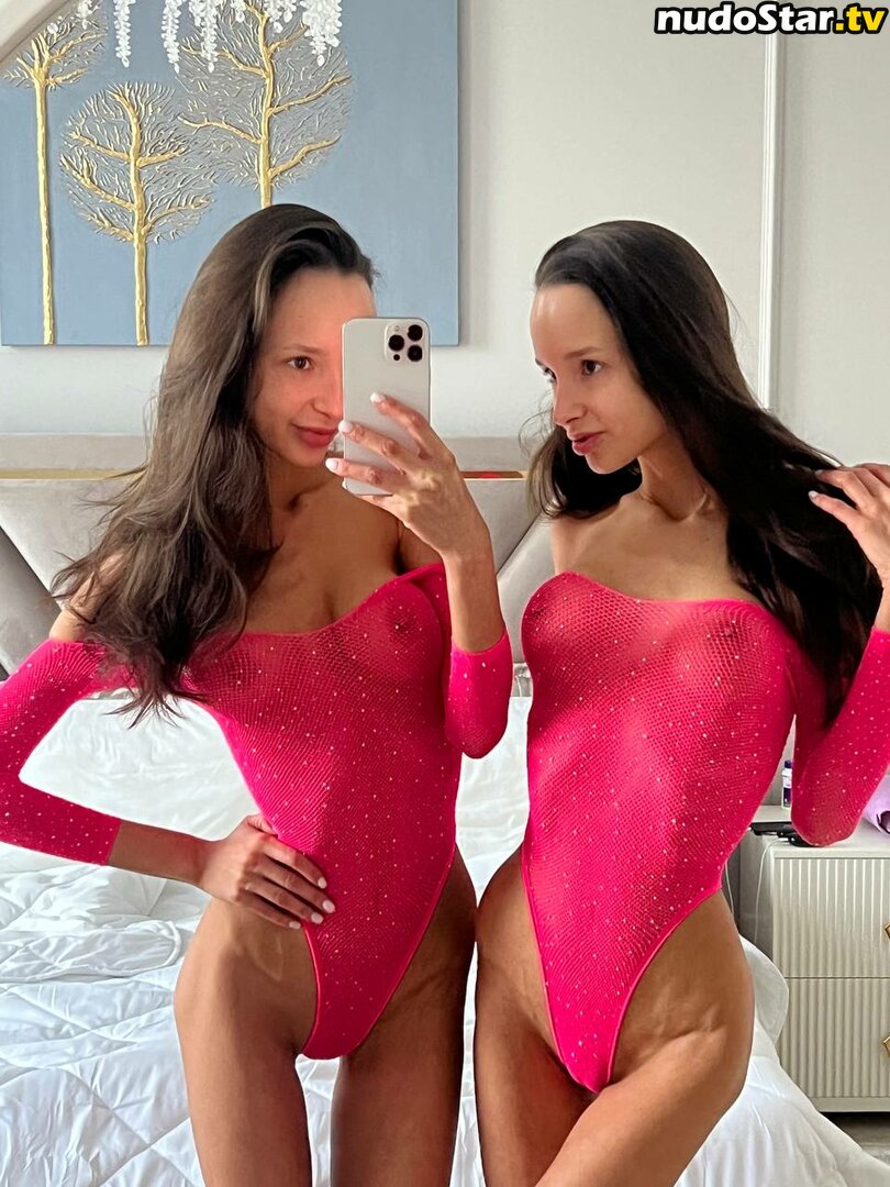 Adelalinka Twins / adelalinka_life / adelina_alinka Nude OnlyFans Leaked Photo #182