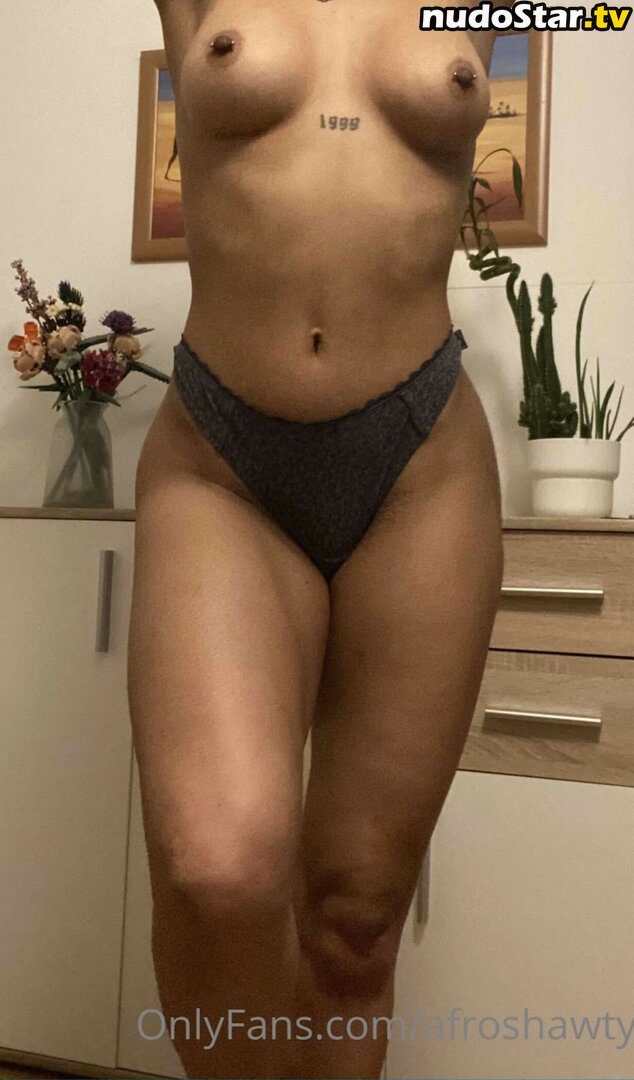 afroshawty / shaniakraemer Nude OnlyFans Leaked Photo #32