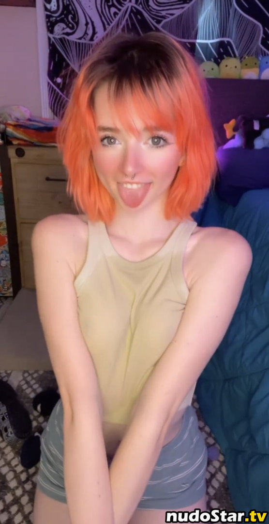 Ahegao / Drool Girls / Long Tongue / ahegaoselfies / lovelucy Nude OnlyFans Leaked Photo #165