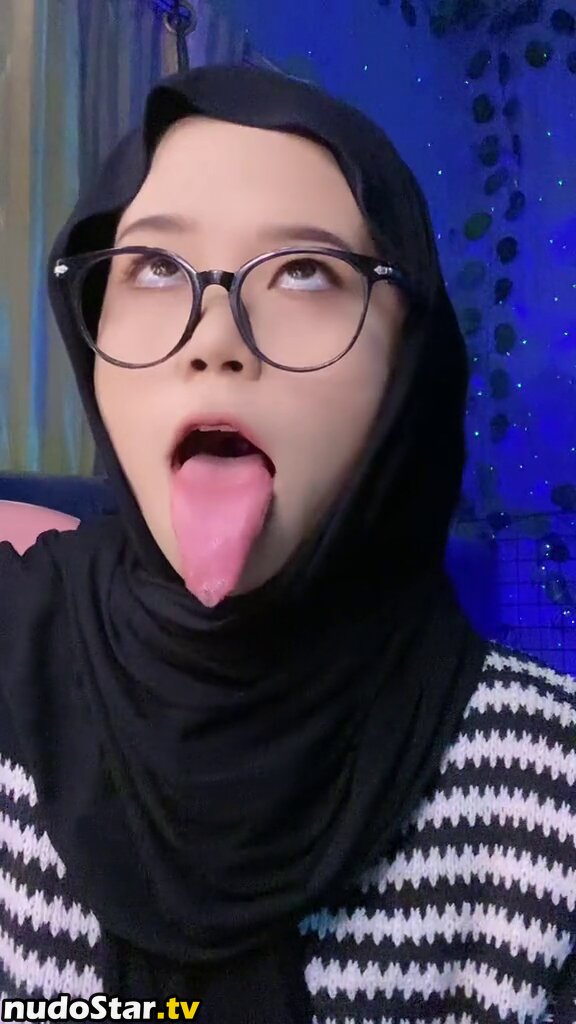 Ahegao / Drool Girls / Long Tongue / ahegaoselfies / lovelucy Nude OnlyFans Leaked Photo #298