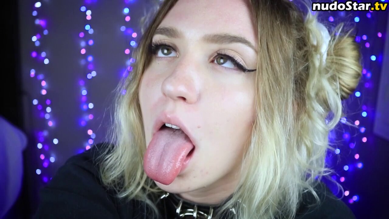 Ahegao / Drool Girls / Long Tongue / ahegaoselfies / lovelucy Nude OnlyFans Leaked Photo #336