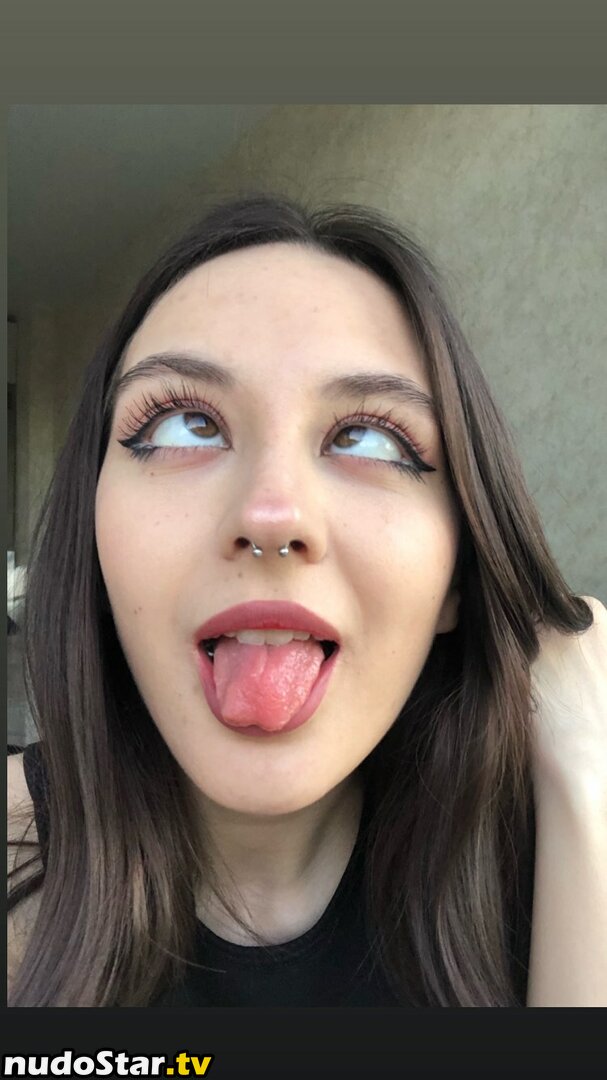 Ahegao / Drool Girls / Long Tongue / ahegaoselfies / lovelucy Nude OnlyFans Leaked Photo #375