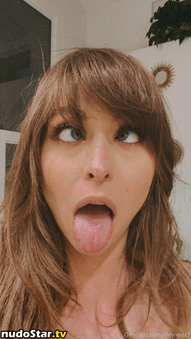 Ahegao / Drool Girls / Long Tongue / ahegaoselfies / lovelucy Nude OnlyFans Leaked Photo #507