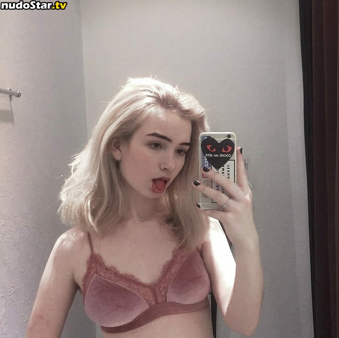Ahegao / Drool Girls / Long Tongue / ahegaoselfies / lovelucy Nude OnlyFans Leaked Photo #764