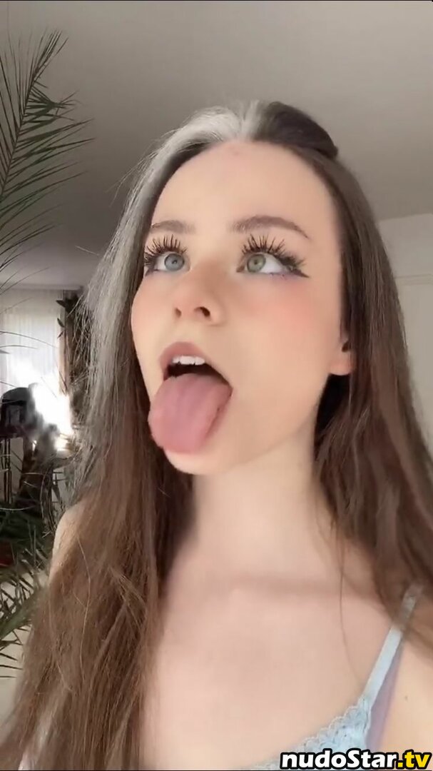 Ahegao / Drool Girls / Long Tongue / ahegaoselfies / lovelucy Nude OnlyFans Leaked Photo #807