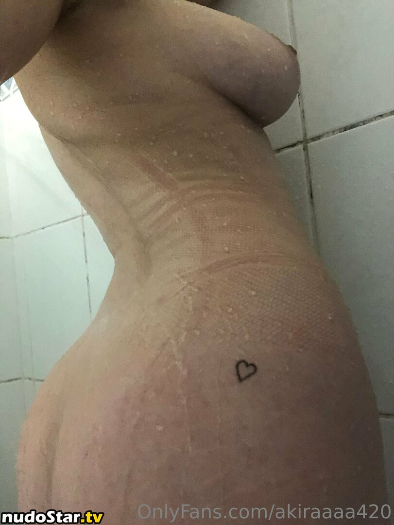 Akiraaaa420 / Toxiandreea / toxiandreeaa Nude OnlyFans Leaked Photo #41