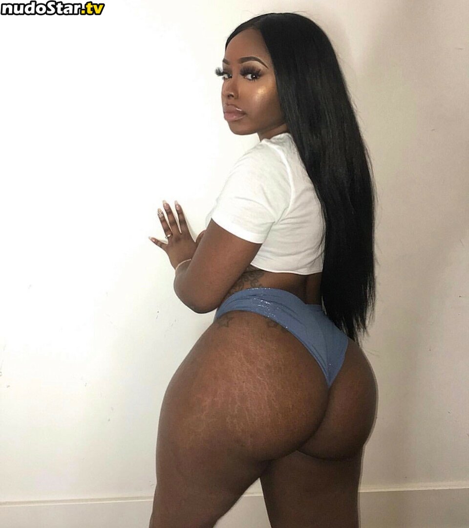Alana Walters / famexx / famousgirlxo Nude OnlyFans Leaked Photo #19