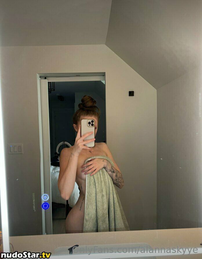 alannaskye__ / alannaskyye Nude OnlyFans Leaked Photo #33
