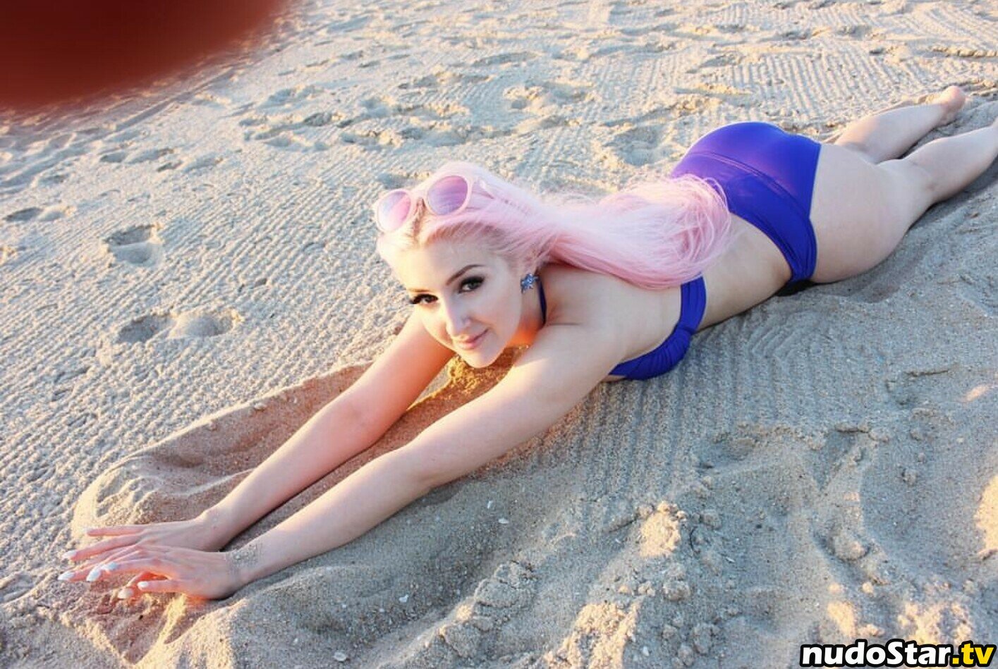 ALBinwonderland Nude OnlyFans Leaked Photo #11