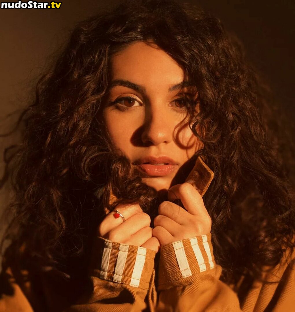 697145310 / Alessia Cara / alessiacara / alessiasmusic Nude OnlyFans Leaked Photo #1