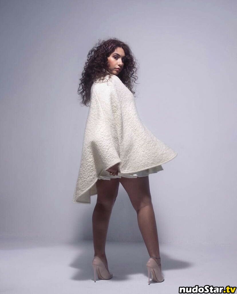 697145310 / Alessia Cara / alessiacara / alessiasmusic Nude OnlyFans Leaked Photo #177