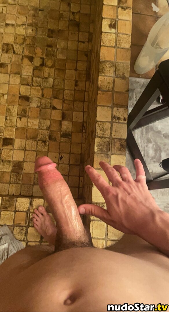 alex3legs Nude OnlyFans Leaked Photo #1