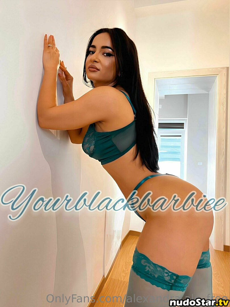 ale_free / alexandra.ale_free Nude OnlyFans Leaked Photo #61