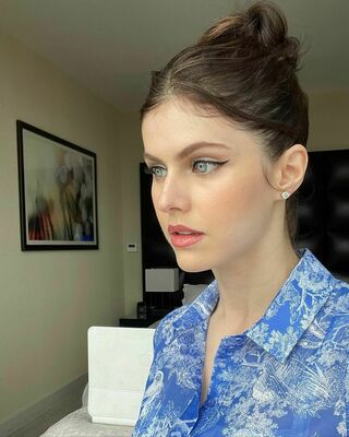 Alexandra Daddario