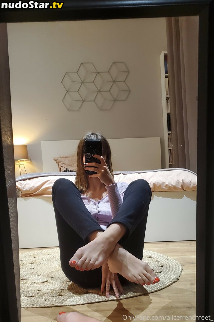 alice.frenchfeet / alicefrenchfeet Nude OnlyFans Leaked Photo #213