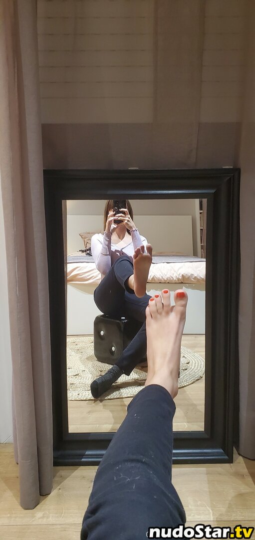 alice.frenchfeet / alicefrenchfeet Nude OnlyFans Leaked Photo #214