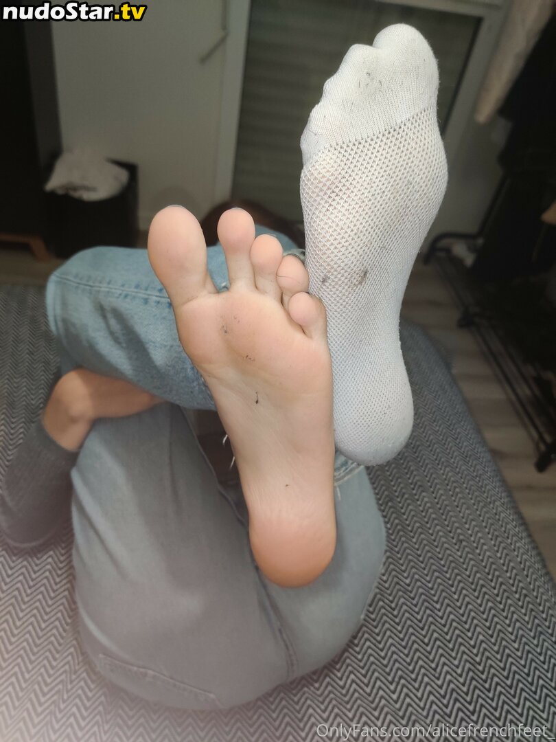 alice.frenchfeet / alicefrenchfeet Nude OnlyFans Leaked Photo #235