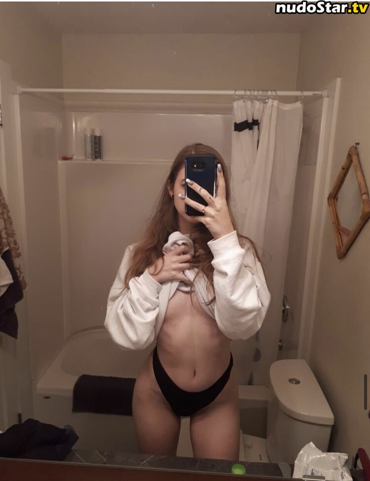 Alildore Nude OnlyFans Leaked Photo #3