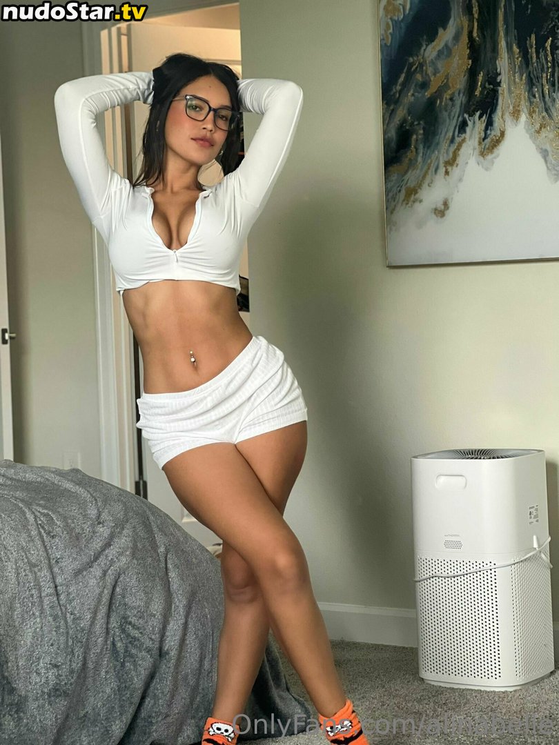 AlinaxBelle / alinabelle / alinabllx Nude OnlyFans Leaked Photo #18
