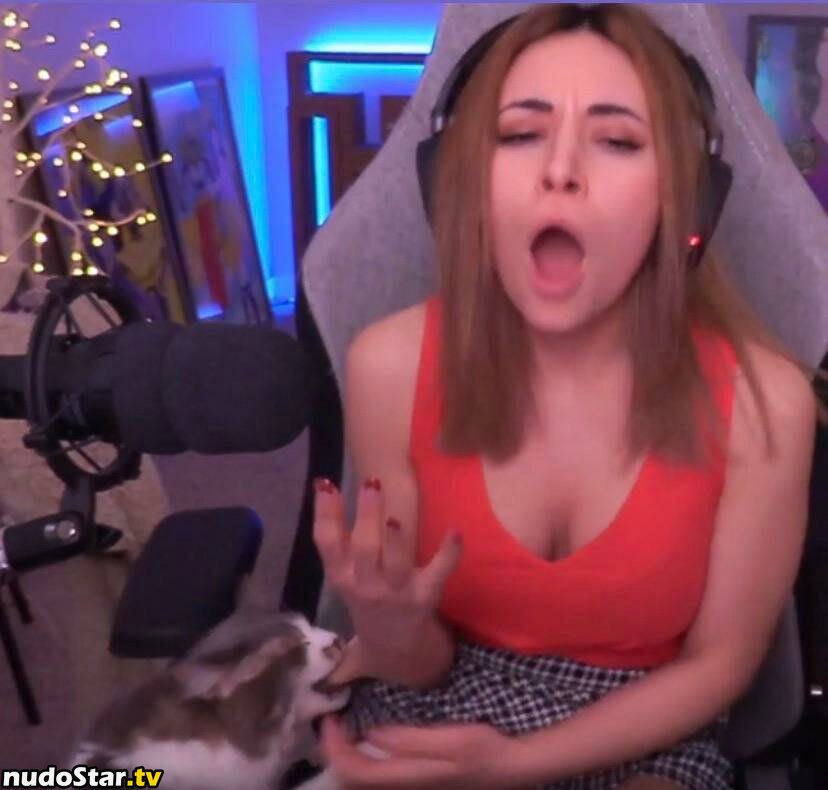 Alinity / alinitydivine Nude OnlyFans Leaked Photo #40