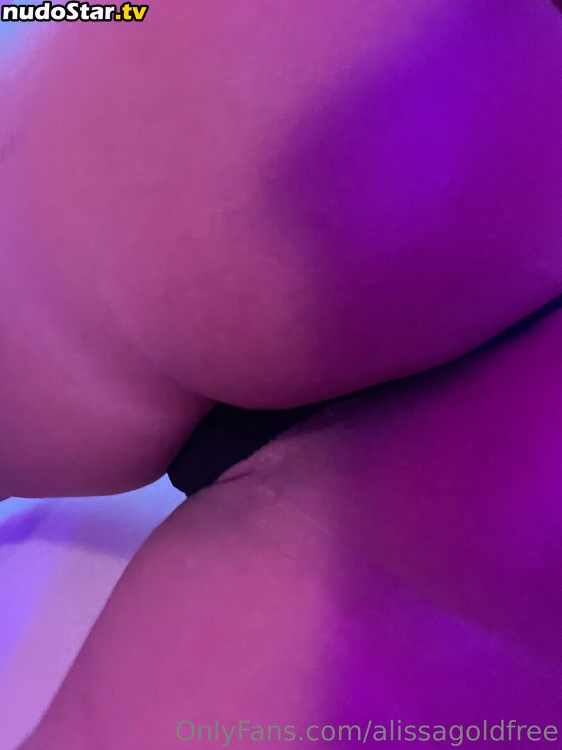 alissagoldfree / alissamoore Nude OnlyFans Leaked Photo #45