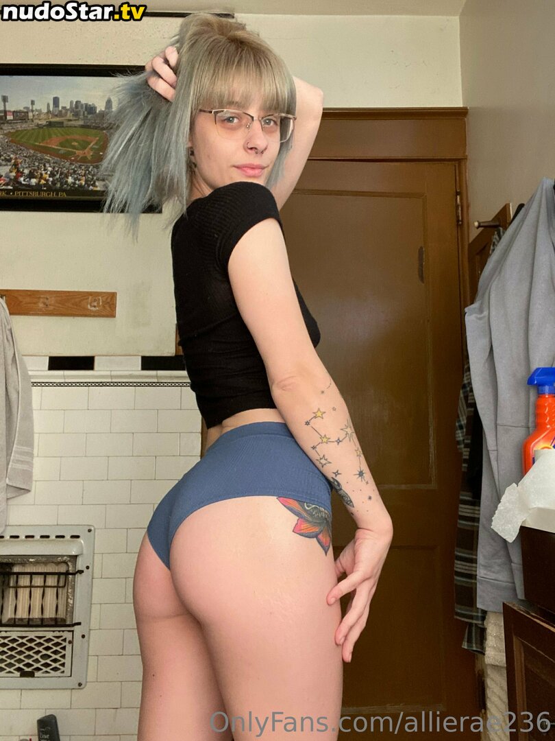 allierae236 / theallierae Nude OnlyFans Leaked Photo #38