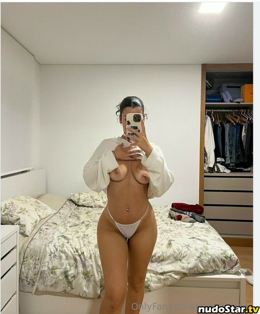Alya_ferrari / adriana.rocha9 Nude OnlyFans Leaked Photo #7