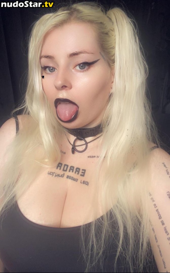 Alyatrosk / Thicc petite blonde with big boobas Nude OnlyFans Leaked Photo #3