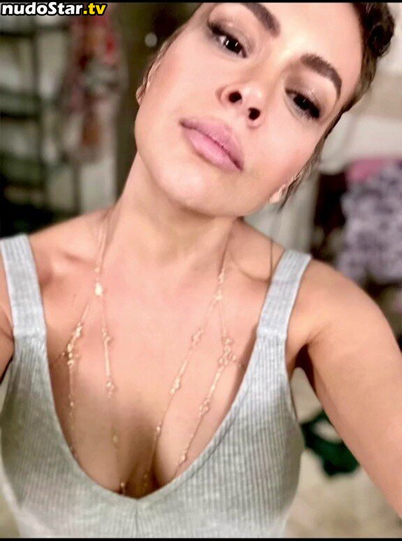 Alyssa Milano / milano_Alyssa / milanoxxx Nude OnlyFans Leaked Photo #4