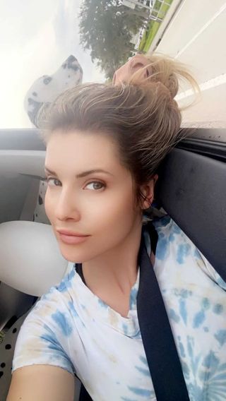 Amanda Cerny