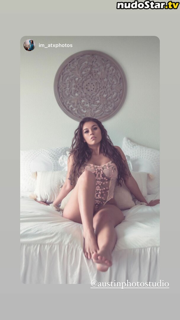 Amanda Michelle / amandaamcxox / amanndaaxox Nude OnlyFans Leaked Photo #5