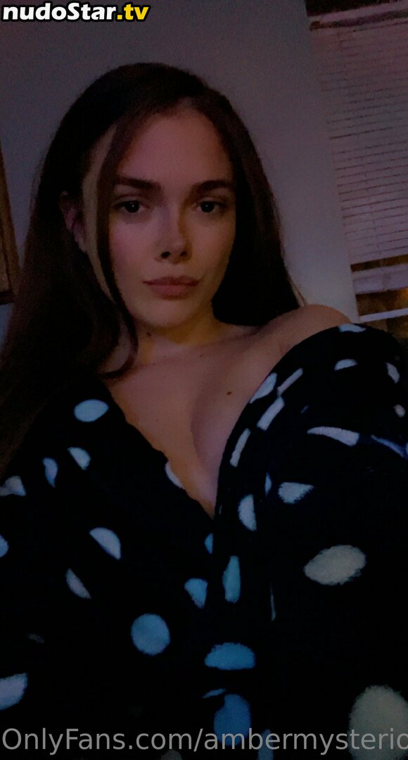 ambermysteriousx / merniesiouxcsy Nude OnlyFans Leaked Photo #1