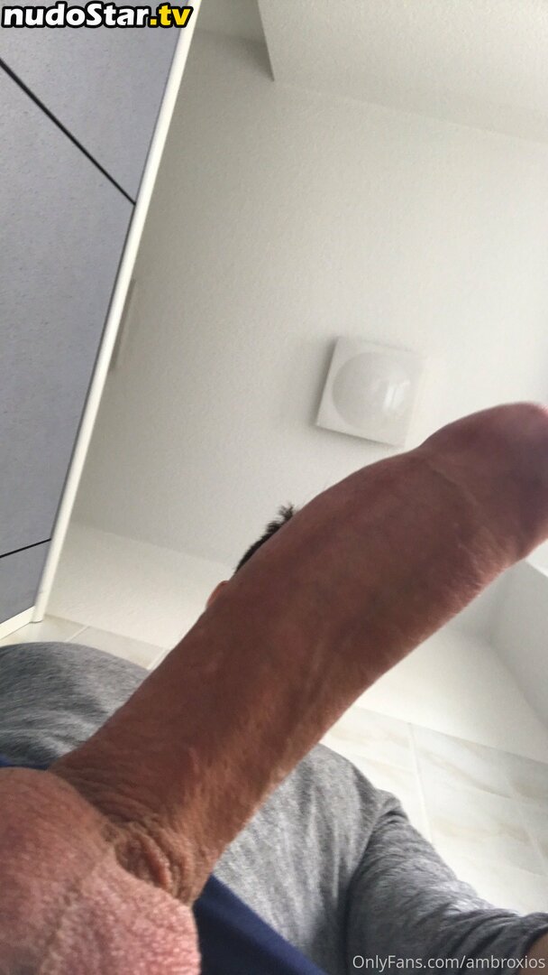 ambroxios / ponchoulara Nude OnlyFans Leaked Photo #54