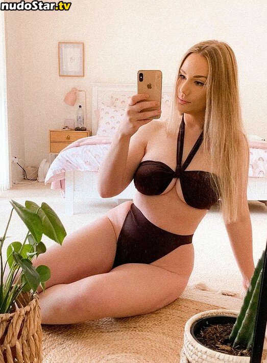 Amelia Jaane / _ameliajane / amaliadarling Nude OnlyFans Leaked Photo #7
