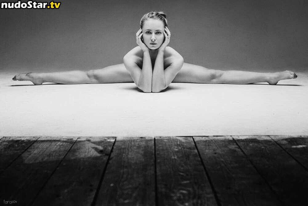 Anastasia Zavistovskaya / flex-anastasia / stretch__me Nude OnlyFans Leaked Photo #37