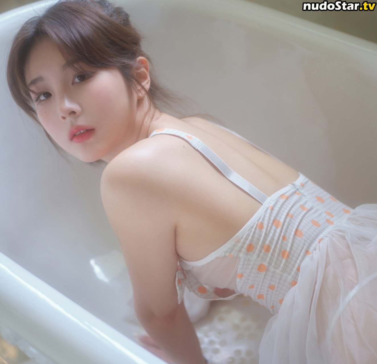 ang Joo / janed_404 Nude OnlyFans Leaked Photo #4