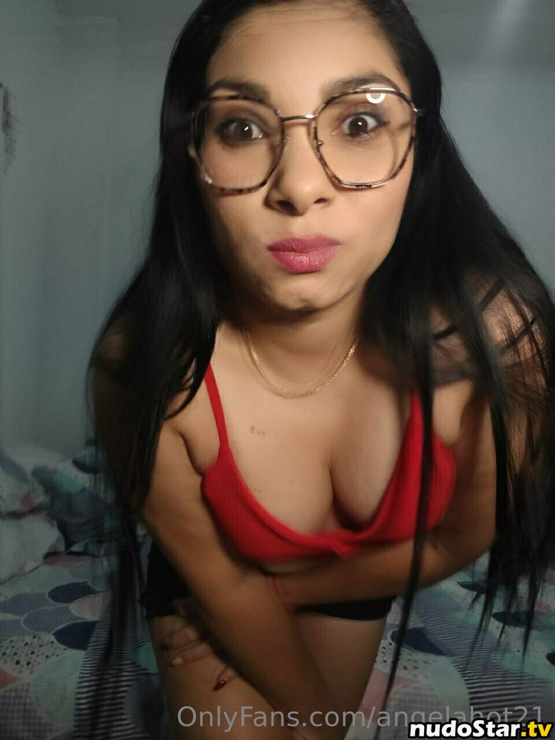 angelahot21 / lilhunee21 Nude OnlyFans Leaked Photo #64
