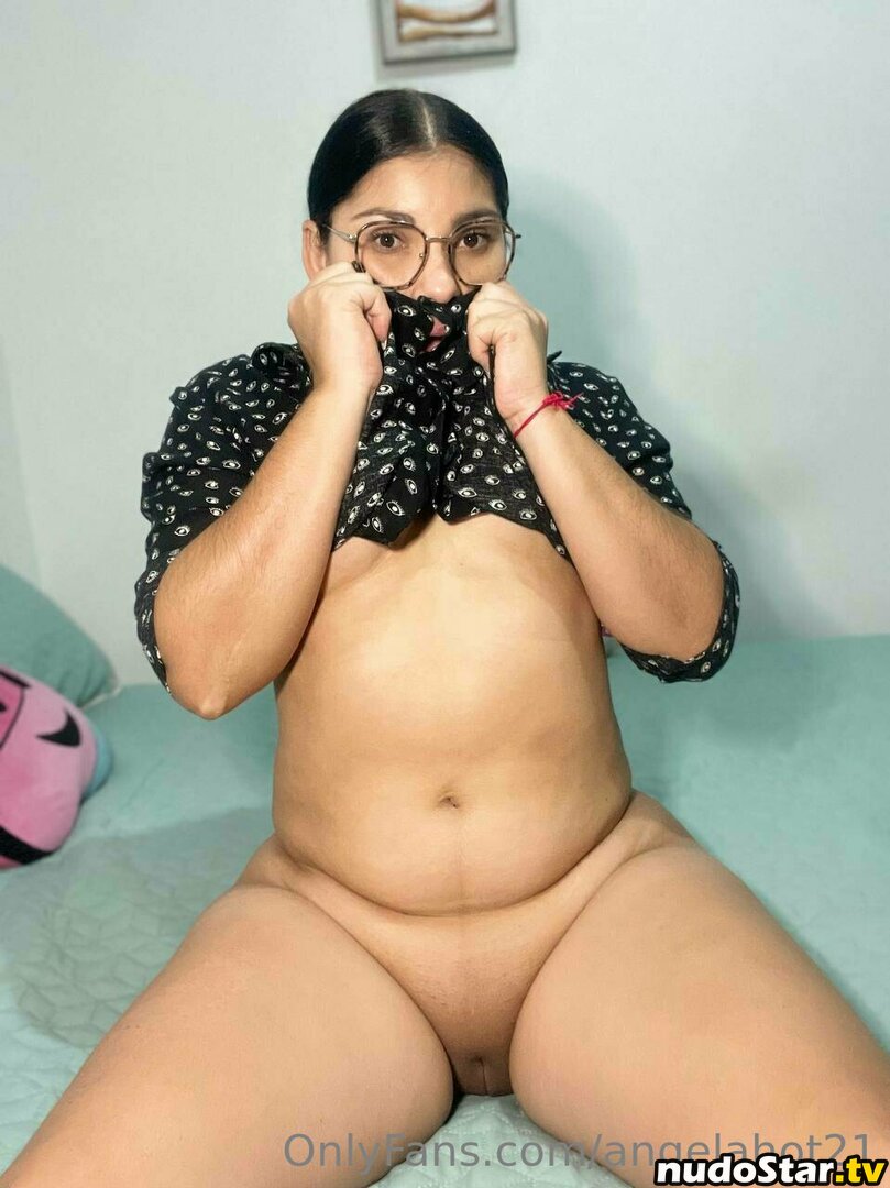 angelahot21 / lilhunee21 Nude OnlyFans Leaked Photo #247
