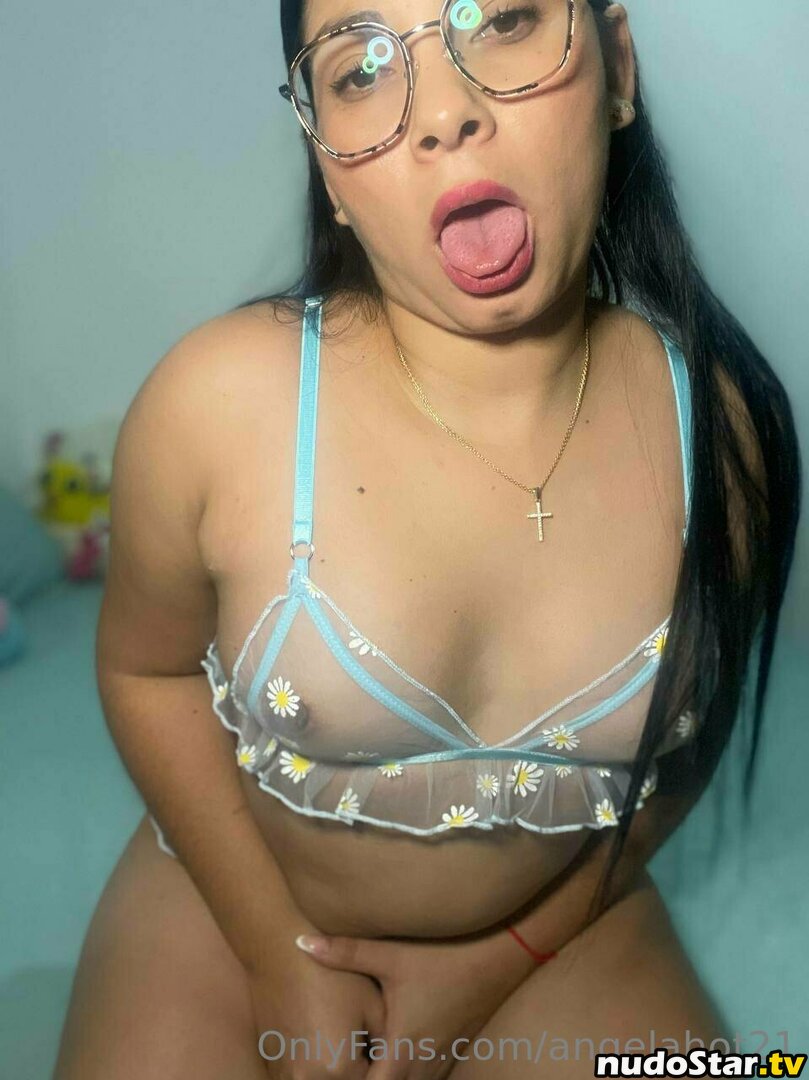 angelahot21 / lilhunee21 Nude OnlyFans Leaked Photo #256