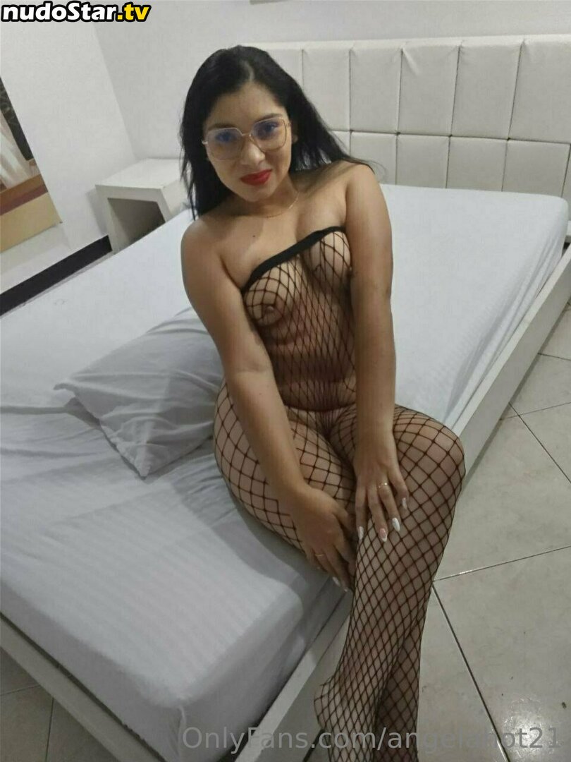 angelahot21 / lilhunee21 Nude OnlyFans Leaked Photo #330