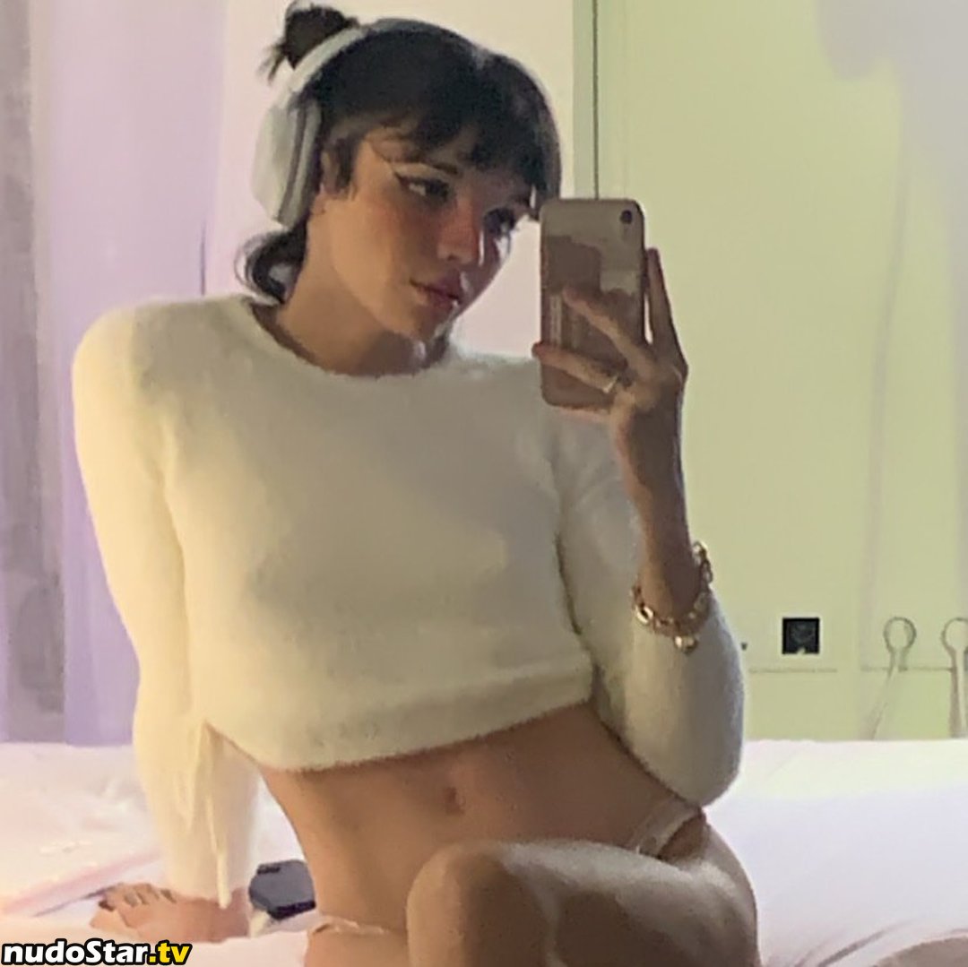 angele_mhr Nude OnlyFans Leaked Photo #6