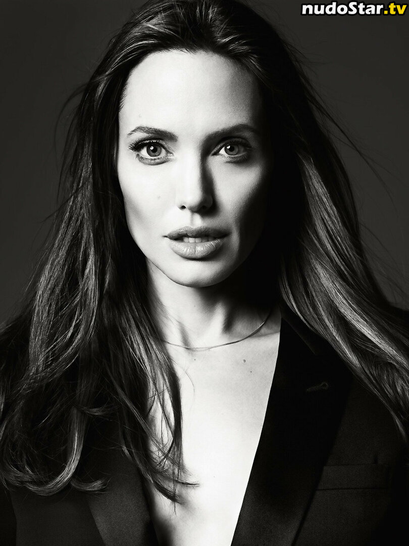 Angelina Jolie / angelinajolie Nude OnlyFans Leaked Photo #63