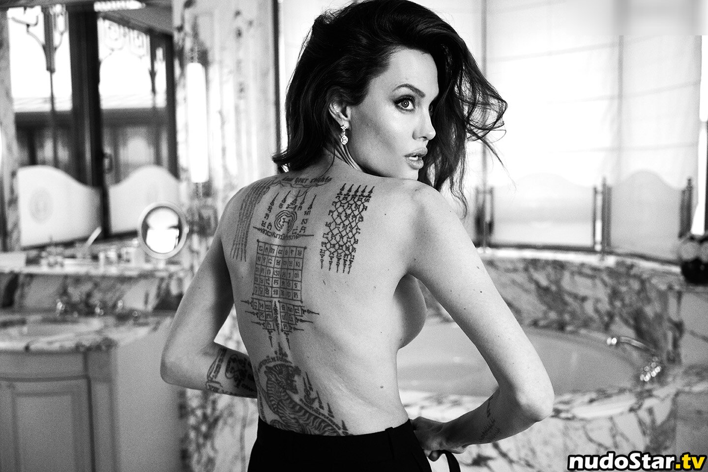 Angelina Jolie / angelinajolie Nude OnlyFans Leaked Photo #136